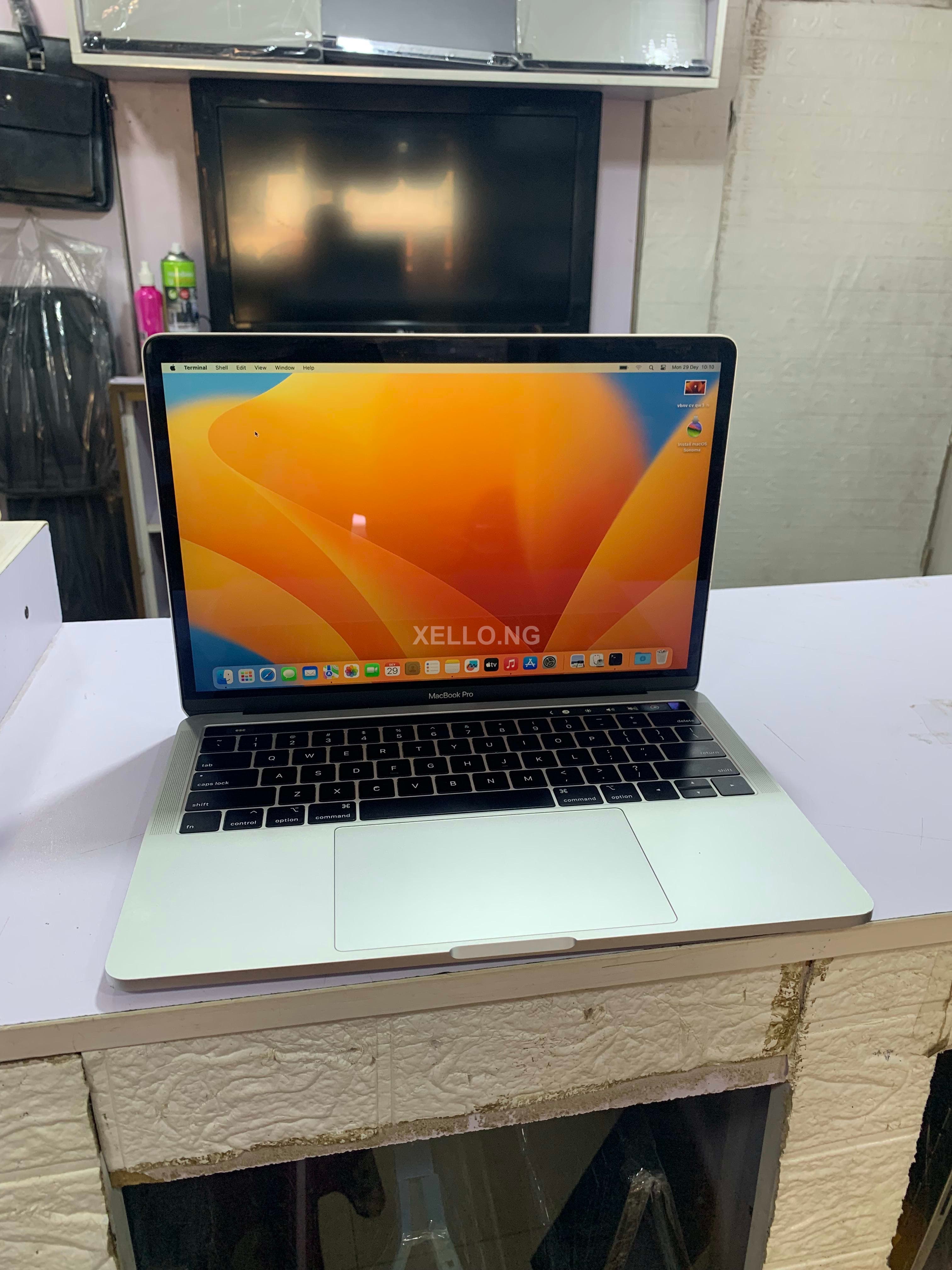 Apple Macbook Pro - Good Condition