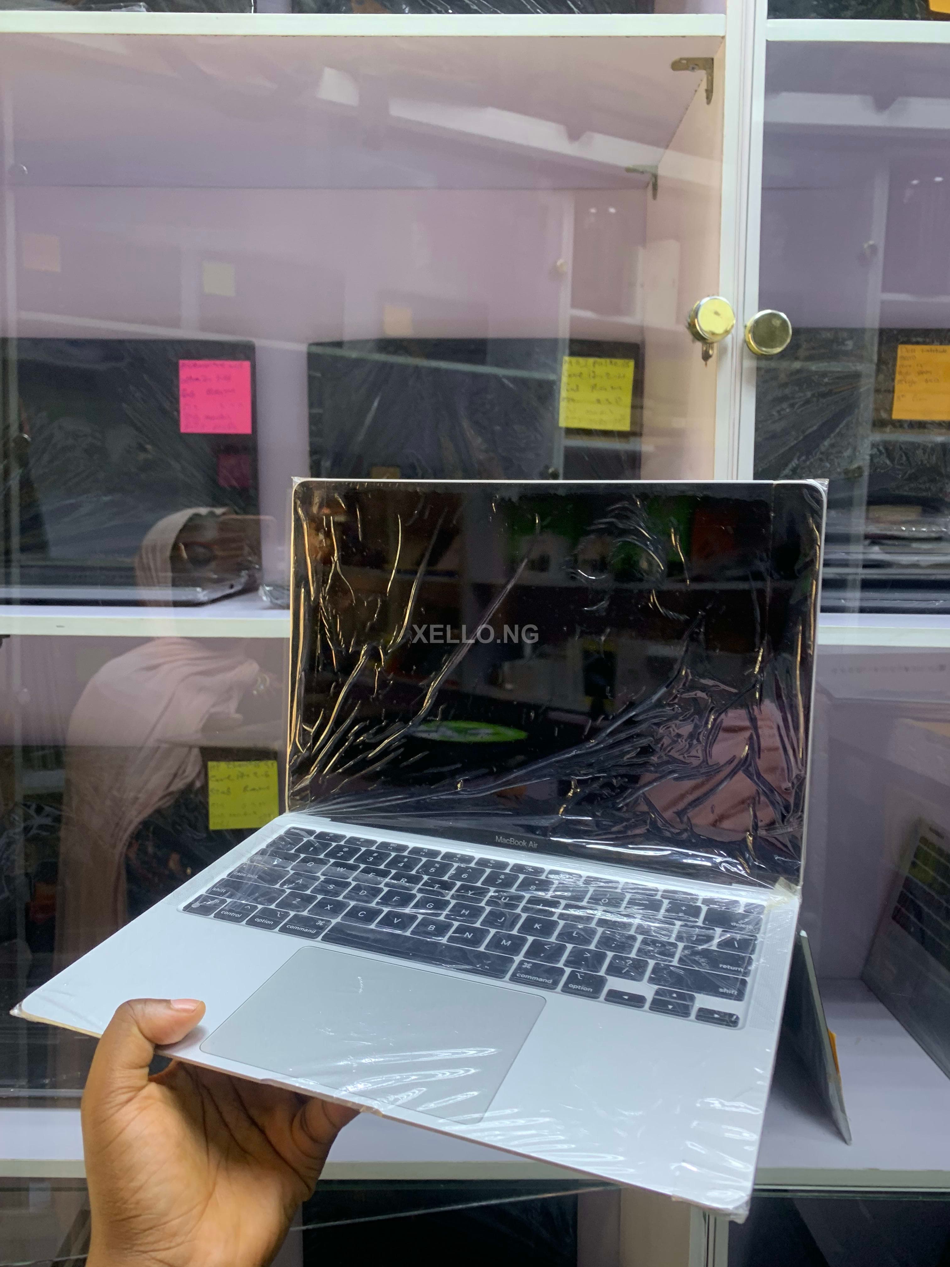 MacBook Air 2020
