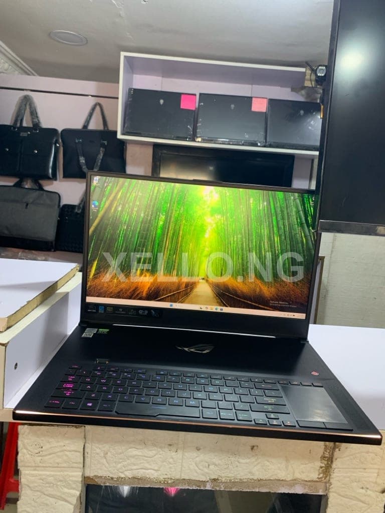 Asus Zephyrus 15