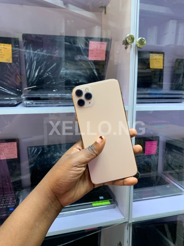 iPhone 11 Pro Max for sale in Wuse, FCT