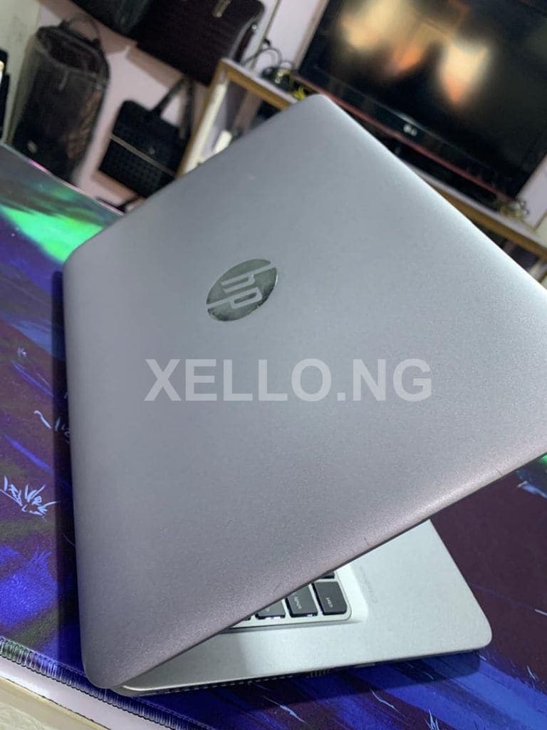 HP EliteBook 820 G4