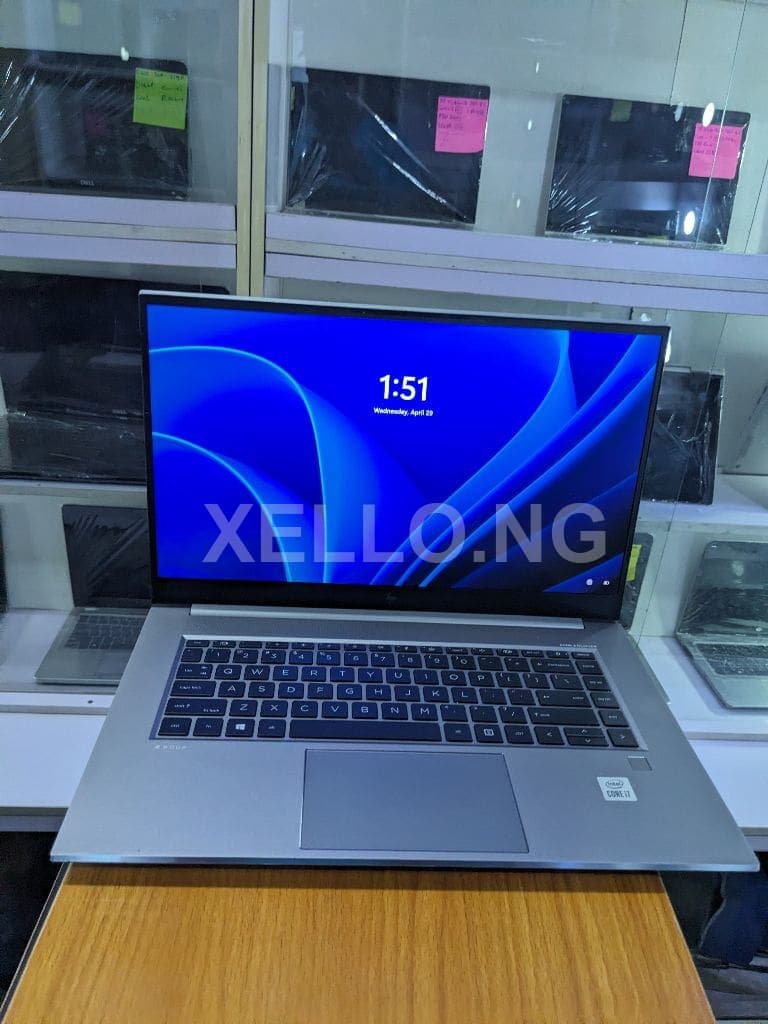 HP Z-Book Studio G7