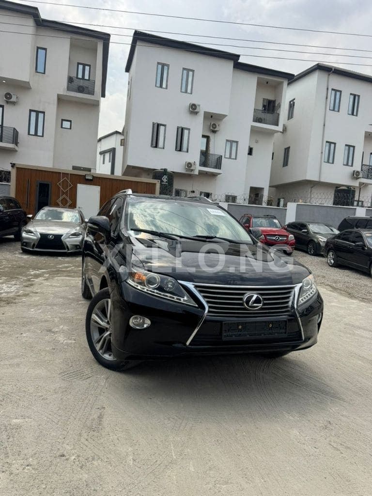 *clean used Firstbody 2013 Lexus RX 350 with untampered engine & gear & ac for 21m